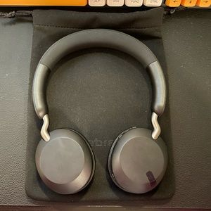Jabra Elite 45h headphones